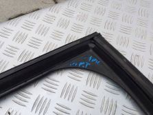 CITROEN C4 PICASSO II 2016 USZCZELKA SZYBY PRAWY TYŁ 9676852880