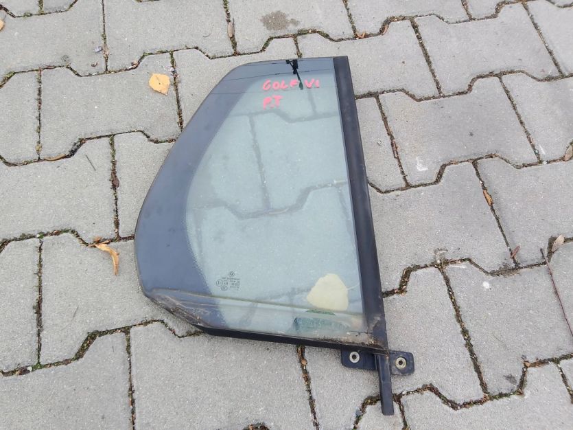 VW GOLF VI 6 GTI HB 5D 2012 SZYBA DRZWI PRAWY TYŁ MAŁA