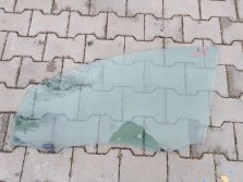 VW GOLF VI 6 GTI HB 5D 2012 SZYBA DRZWI LEWY PRZÓD 5K4845201B