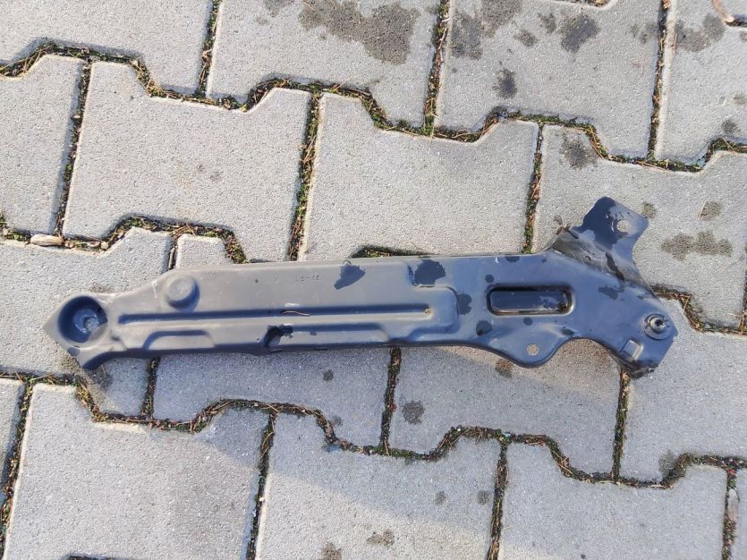 VW ATLAS CROSS 2021 WSPORNIK CHŁODNICY LEWY 3CM805931