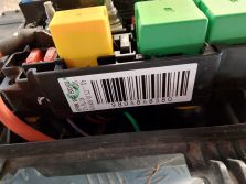 PEUGEOT 308 II T9 LIFT 2019 SKRZYNKA BEZPIECZNIKÓW 9804848580