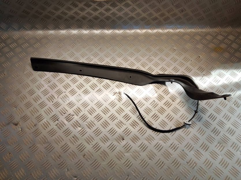 MAZDA CX90 CX-90 2024 OSŁONA LEWA KLAPY BAGAŻNIKA KMV7 K4155