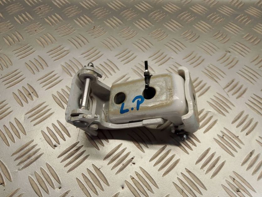 TOYOTA PROACE PEUGEOT PARTNER K9 2023 ZAWIASY DRZWI LEWY PRZÓD