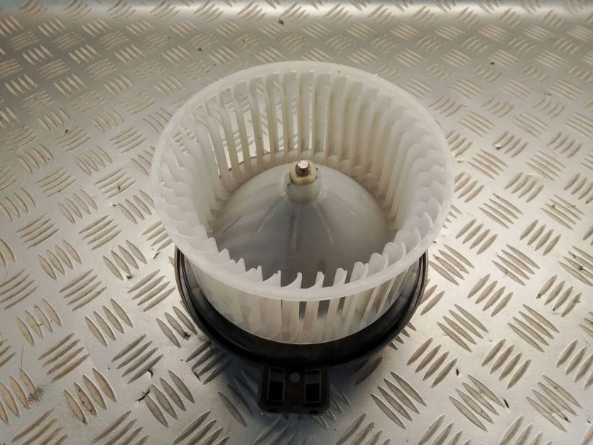 MAZDA CX90 CX-90 2024 WENTYLATOR DMUCHAWA NAGRZEWNICY 872700-1764