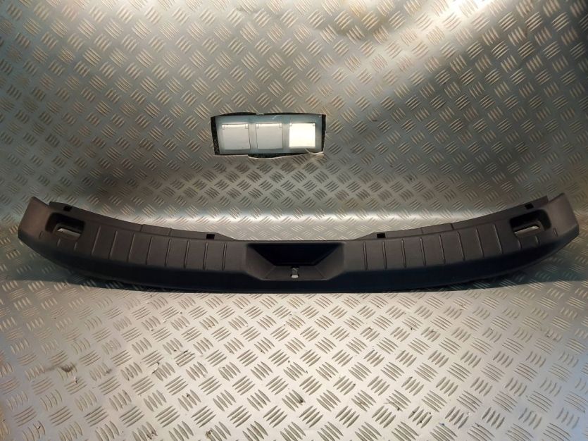 MAZDA CX90 CX-90 2024 NAKŁADKA BAGAŻNIKA PASA TYLNEGO BCKD-68894