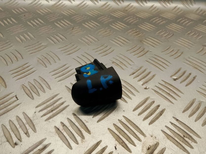 CITROEN DS3 1.6 HDI ZAŚLEPKA KLAMKI DRZWI LEWY PRZÓD 96816438977