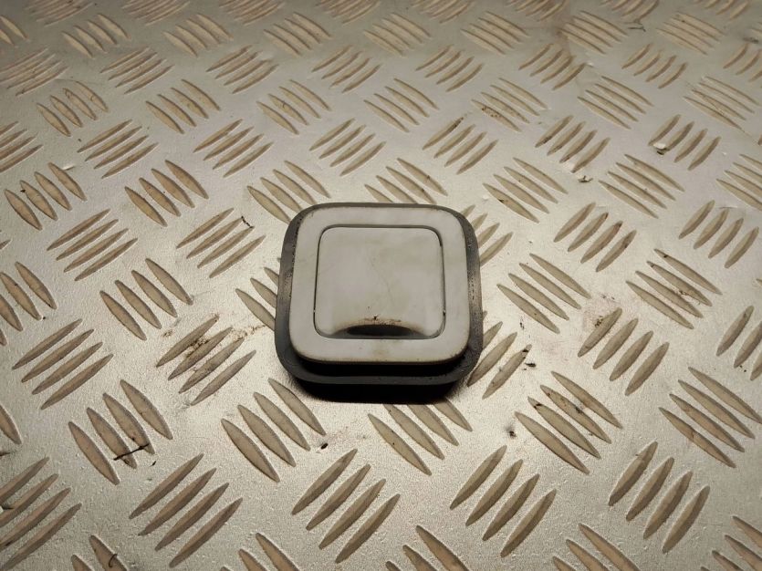 PEUGEOT 308 T9 II 2018 1.6 HDI ZAŚLEPKA PODSUFITKI 9810056077