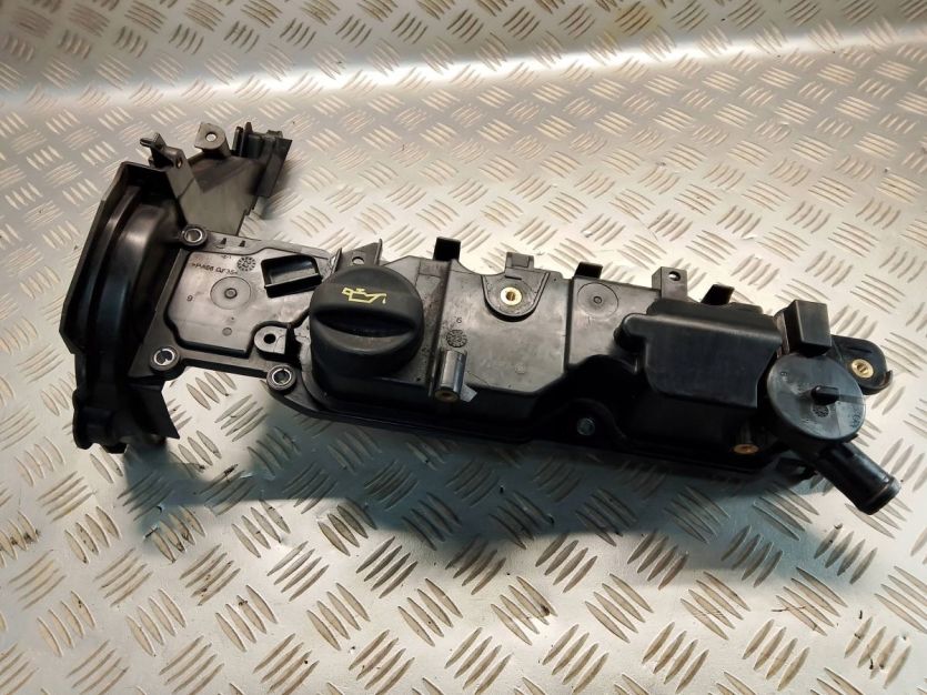 PEUGEOT 308 T9 II 2018 1.6 HDI POKRYWA ZAWORÓW 9688939180