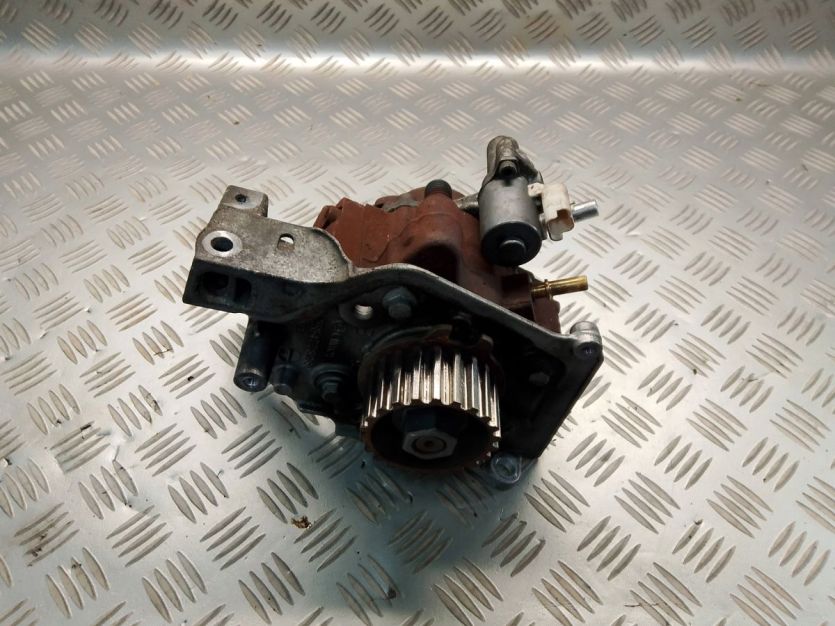 PEUGEOT 308 T9 II 2018 1.6 HDI POMPA WTRYSKOWA 9672605380