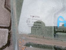 TOYOTA AURIS 1.2 II KOMBI 2018 SZYBA DRZWI PRAWY PRZÓD