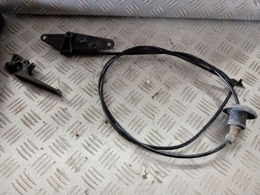 PEUGEOT PARTNER 2017 III LINKA CIĘGNO MASKI