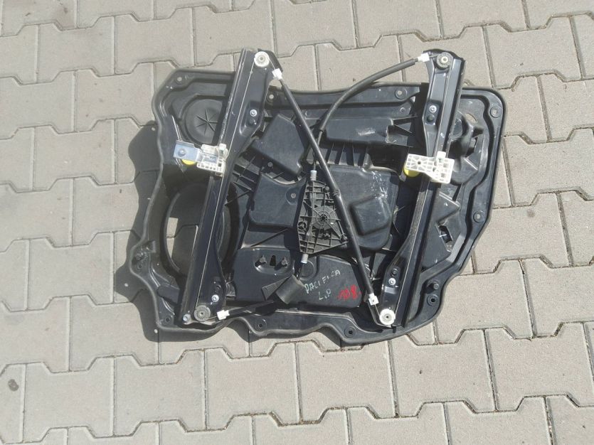 CHRYSLER PACIFICA PODNOŚNIK MECHANIZM SZYBY LEWY PRZÓD 3041905