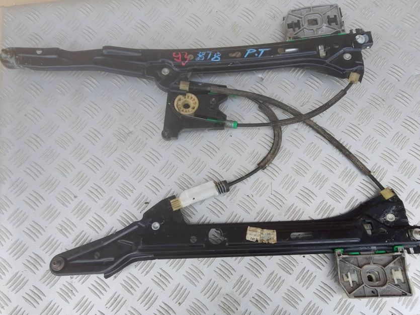 AUDI A5 8T PODNOŚNIK MECHANIZM SZYBY PRAWY TYŁ