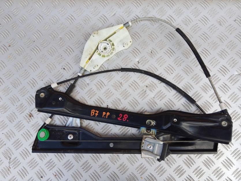 AUDI A4 B7 PODNOŚNIK MECHANIZM SZYBY PRAWY PRZÓD