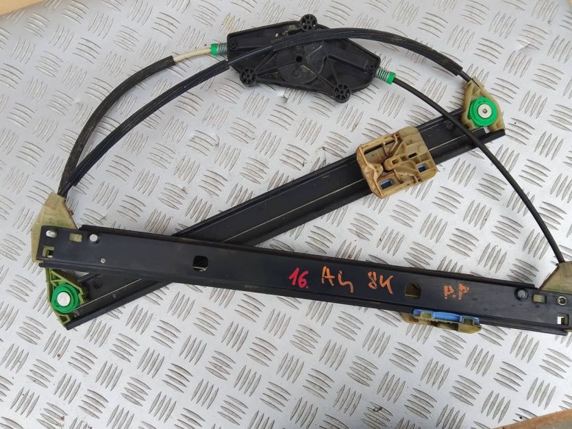 AUDI A4 B8 8K PODNOŚNIK MECHANIZM SZYBY PRAWY PRZÓD 8K0837462