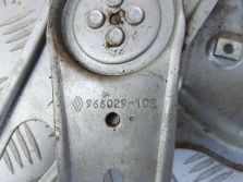 RENAULT SCENIC III PODNOŚNIK MECHANIZM SZYBY PRAWY PRZÓD 966029-102
