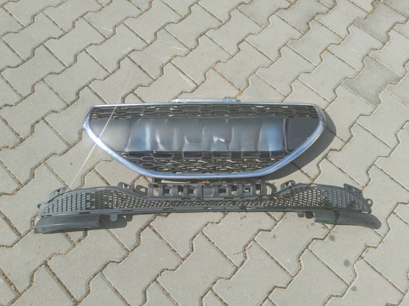 PEUGEOT 208 2016 ATRAPA GRILL PRZÓD