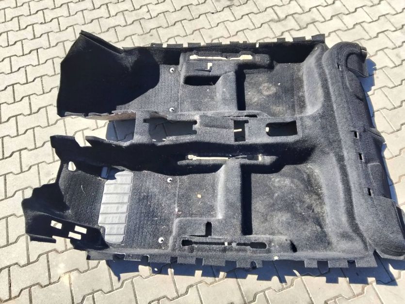 VW GOLF VI 6 1.6 TDI 2012 DYWAN WYKŁADZINA PODŁOGI 1K1863367BH