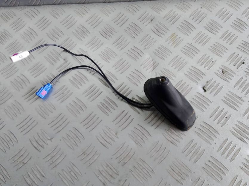 PEUGEOT 308 II T9 SW 2016 ANTENA DACHOWA 9666567580