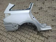TOYOTA AURIS II KOMBI E18 2018 BLOTNIK TYL TYLNY CWIARTKA TYLNA PRAWA PRAWY
