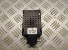 VW GOLF VI 6 TDI 2012 5D WZMACNIACZ ANTENOWY 5M0035570B