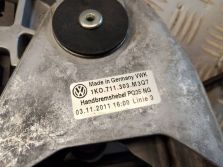 VW GOLF VI 6 TDI 2012 5D DŹWIGNIA HAMULCA RĘCZNEGO 1K0711303