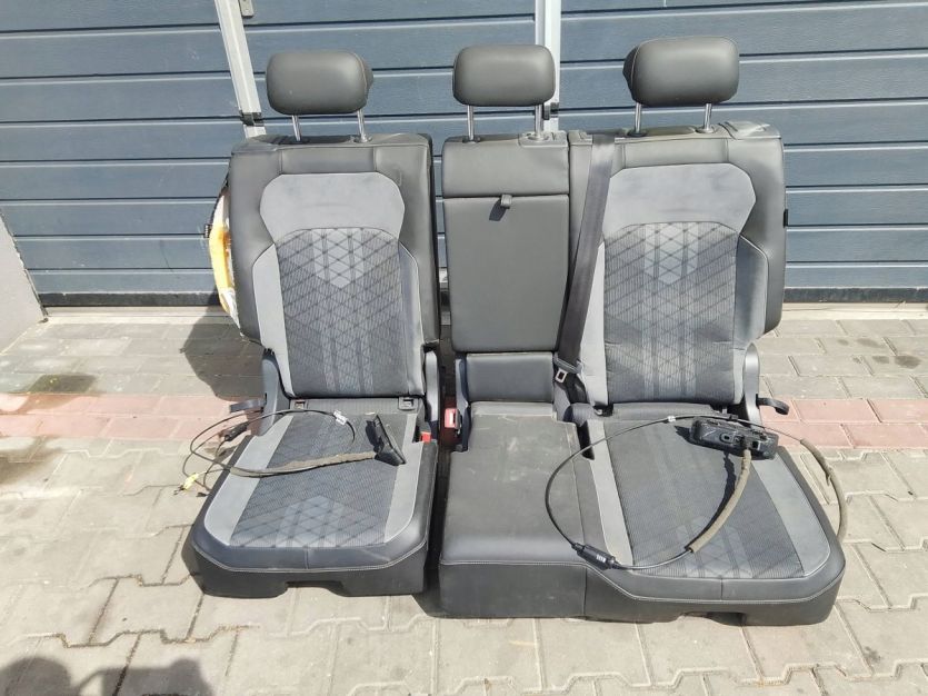 VW TIGUAN II 2023 ALLSPACE KANAPA TYŁ TYLNA DZIELONA