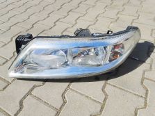RENAULT LAGUNA II 2 LAMPA LEWY PRZÓD LEWA PRZEDNIA 7701048927
