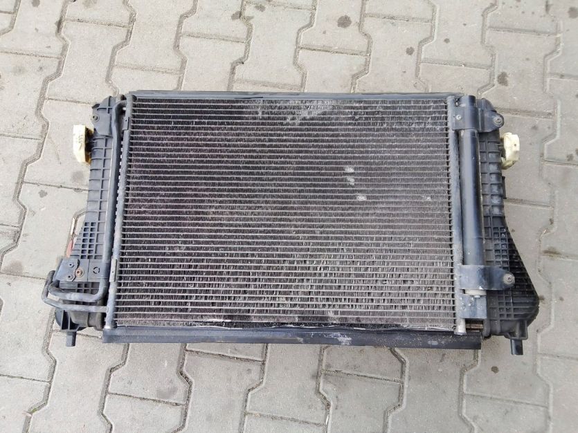VW GOLF VI 6 1.6 TDI 2012 KOMPLET CHŁODNIC 1K0121251DD