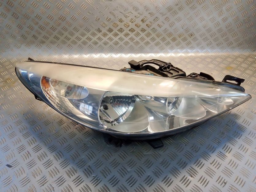 PEUGEOT 207 2009 LAMPA PRAWY PRZÓD PRAWA PRZEDNIA 9649986180