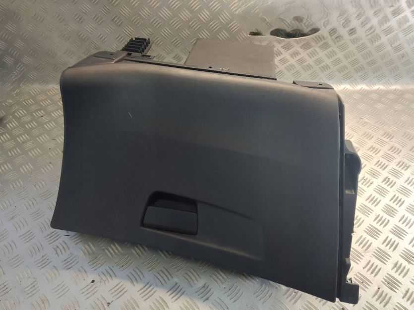 CITROEN C4 PICASSO II 2016 SCHOWEK PASAŻERA 9677842077