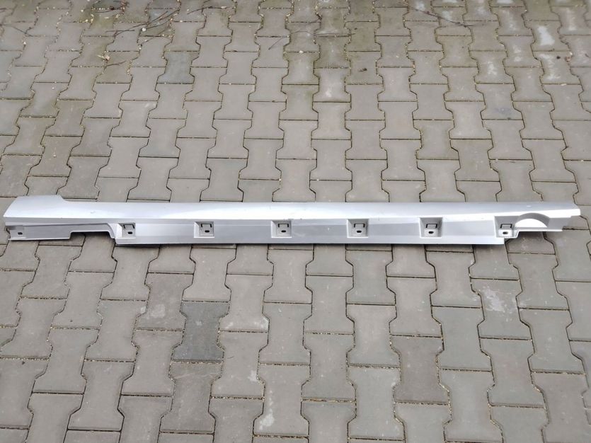 VW PASSAT B8 LISTWA PROGOWA PROGU PRAWA 3G0853858