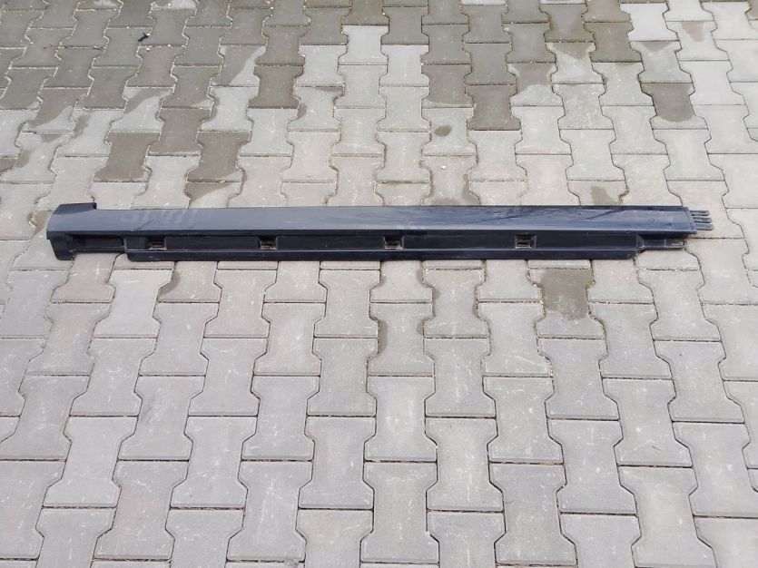 VW PASSAT B7 LISTWA PROGOWA PROGU LEWA 3AA853855