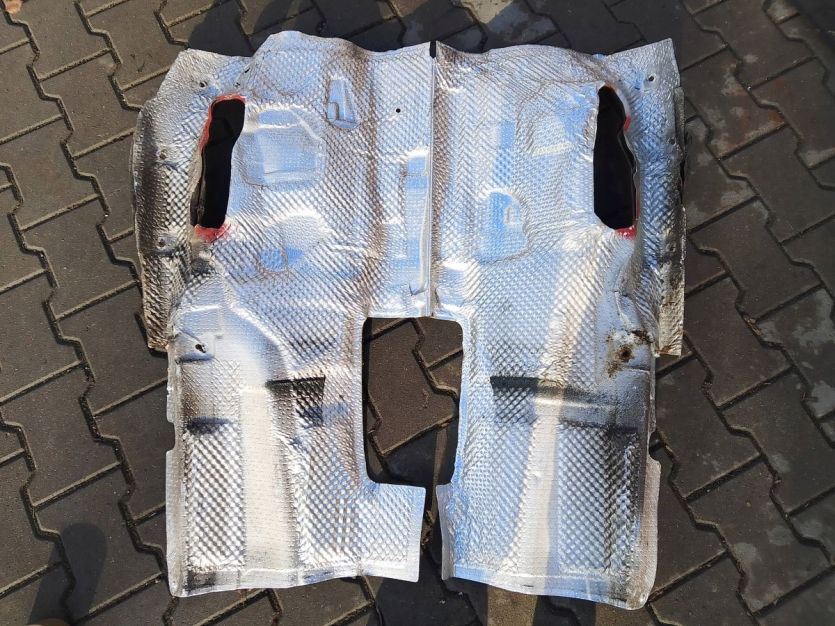 AUDI A7 S7 C7 OSŁONA TERMICZNA 4G0803979J