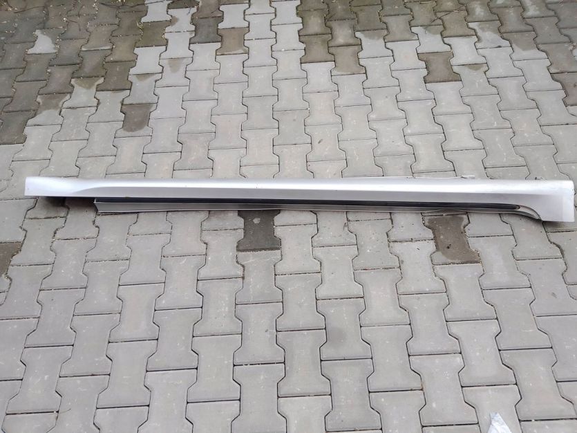 LEXUS IS II LISTWA PROGOWA PROGU PRAWA 75850-53010