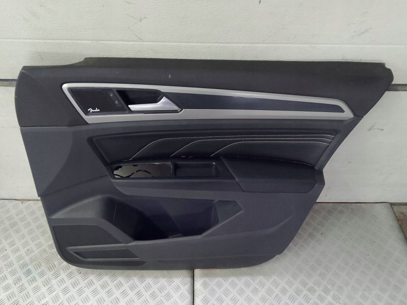 VW ATLAS CROSS 3.6 V6 TAPICERKA BOCZEK DRZWI PRAWY PRZÓD 3CN867012Q