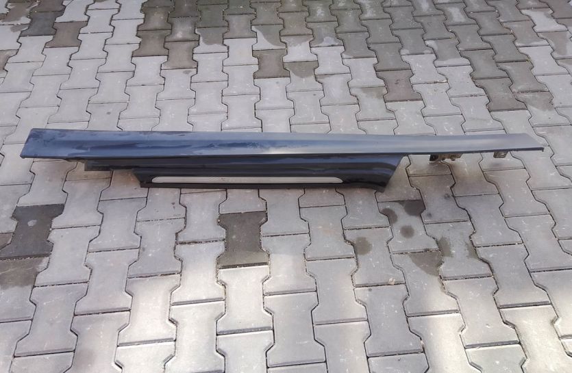 MINI COPPER F56 LISTWA NAKŁADKA PROGOWA PROGU PRAWA 51777300818
