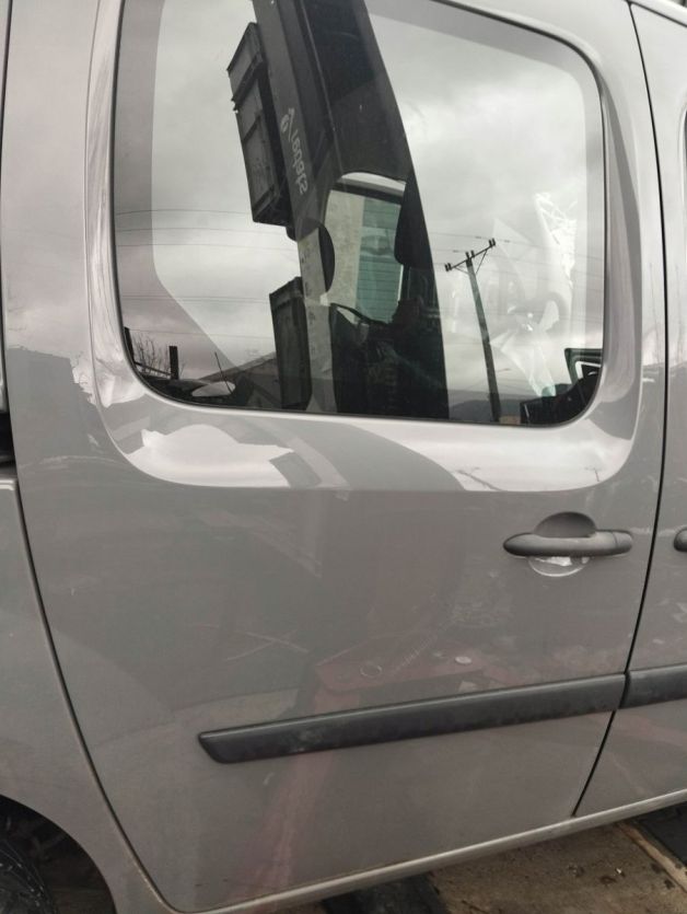 RENAULT KANGOO III 1.5 DCI 2016 DRZWI PRAWE PRAWY BOK TYL SZYBA DKNU OV KNU