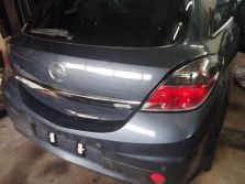 OPEL ASTRA H III GTC A04 2009 3 DRZWI PRAWE PRZOD PRAWY 3 DRZWIOWA Z168
