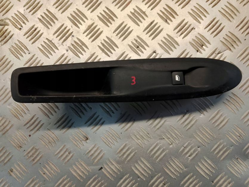 CITROEN DS3 PANEL PRZEŁĄCZNIK SZYB PRAWY PRZÓD 96638232XT