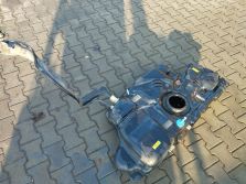 CITROEN C4 II 2017 1.5 1.6 HDI ZBIORNIK PALIWA 9806815680