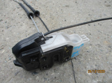 HYUNDAI I30 HB ZAMEK LEWY TYŁ 4PIN 81410-2L000