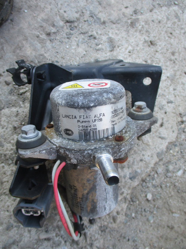 FIAT DOBLO 15R. 1.4 T-JET POMPA POWIETRZA 50513244