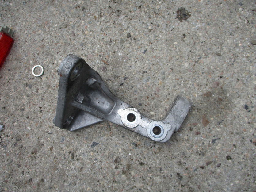 NISSAN JUKE 1.6 DIG-T 4X4 LAPA WSPORNIK