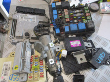 KIA CEED 2.0 CRDI KOMPUTER 0281013595 ZESTAW