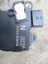 NISSAN JUKE 1.6 PEDAŁ GAZU 18002 1KMOB