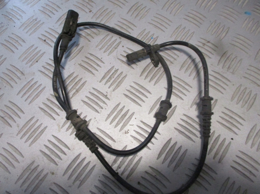 B-KLASA W246 B180 1.8 CDI CZUJNIK ABS PRAWY PRZÓD