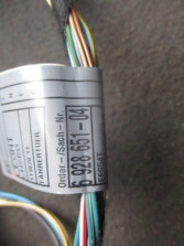 BMW 1 E87 WIAZKA DRZWI LEWY PRZÓD