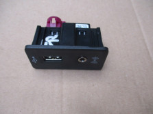 SEAT IBIZA IV 6J GNIAZDO USB