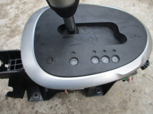 NISSAN JUKE 1.6 4X4 LEWAREK ZMIANY BIEGÓW